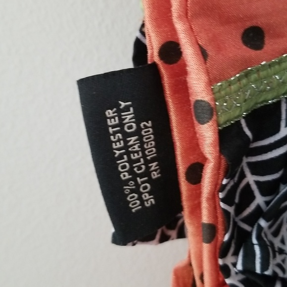 Halloween Themed 13"×72" Table Runner - Picture 5 of 8